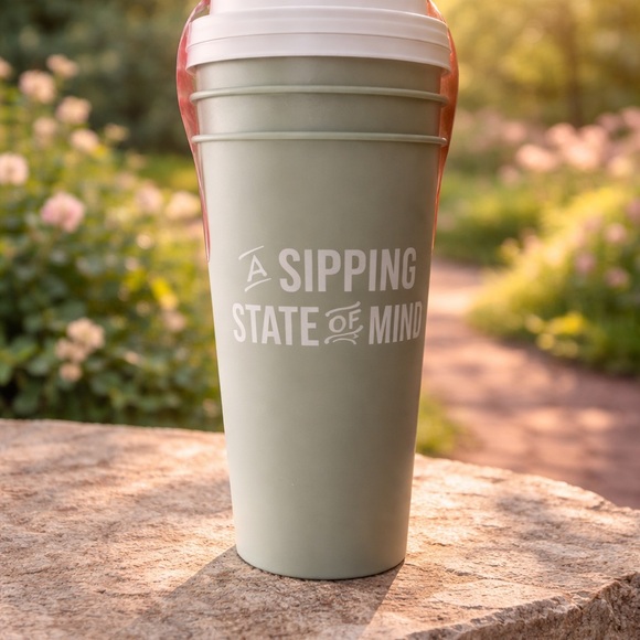 Other - Green Tumbler with Lid - A Sipping State of Mind